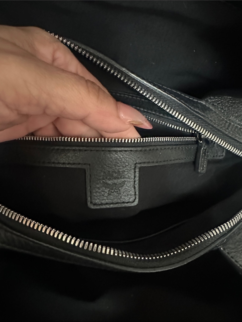 MCM Signature Monogrammed Black Leather Handbag - Picture 4 of 8